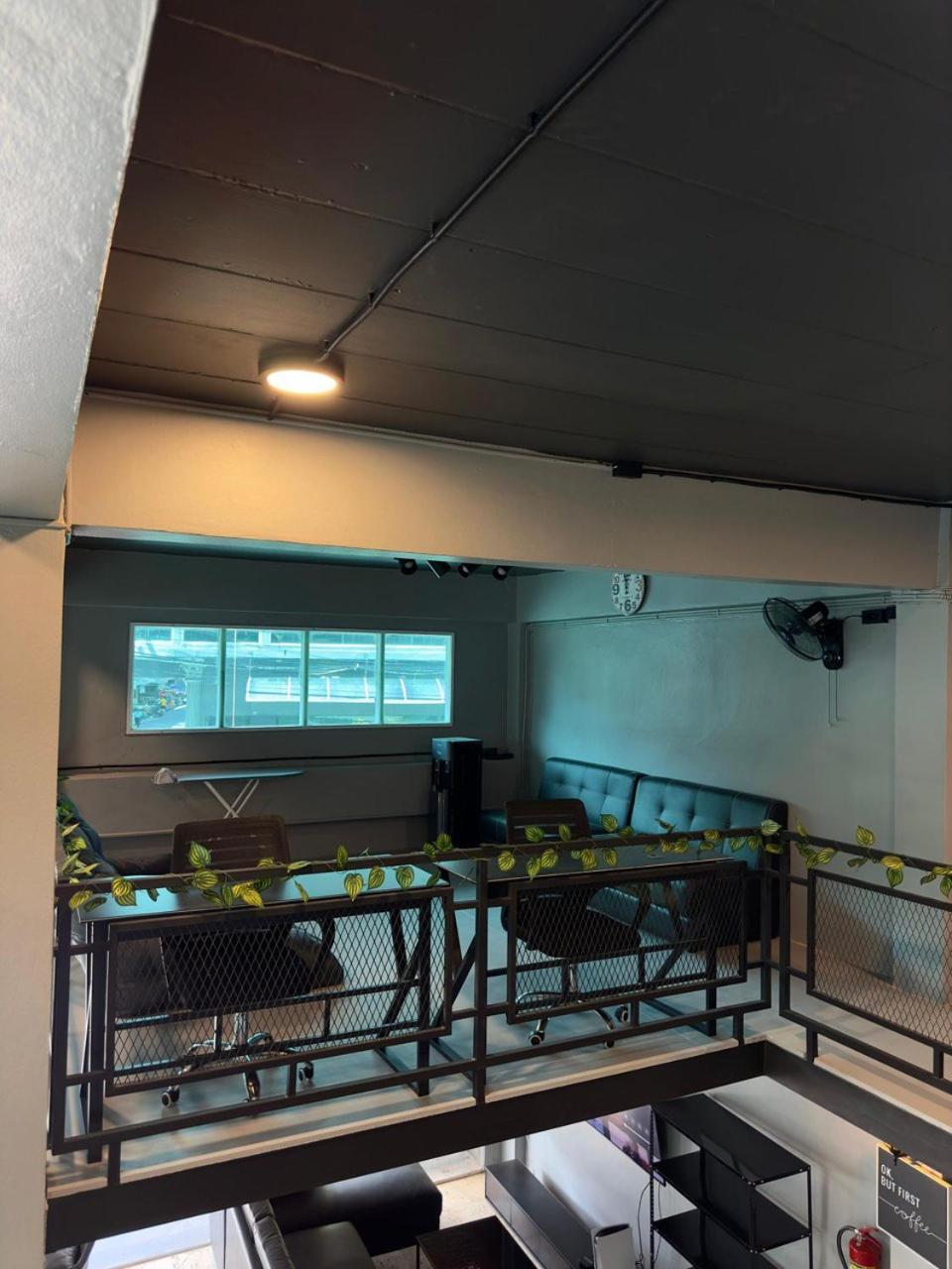 Champagne Hostel & Cafe 파타야 외부 사진