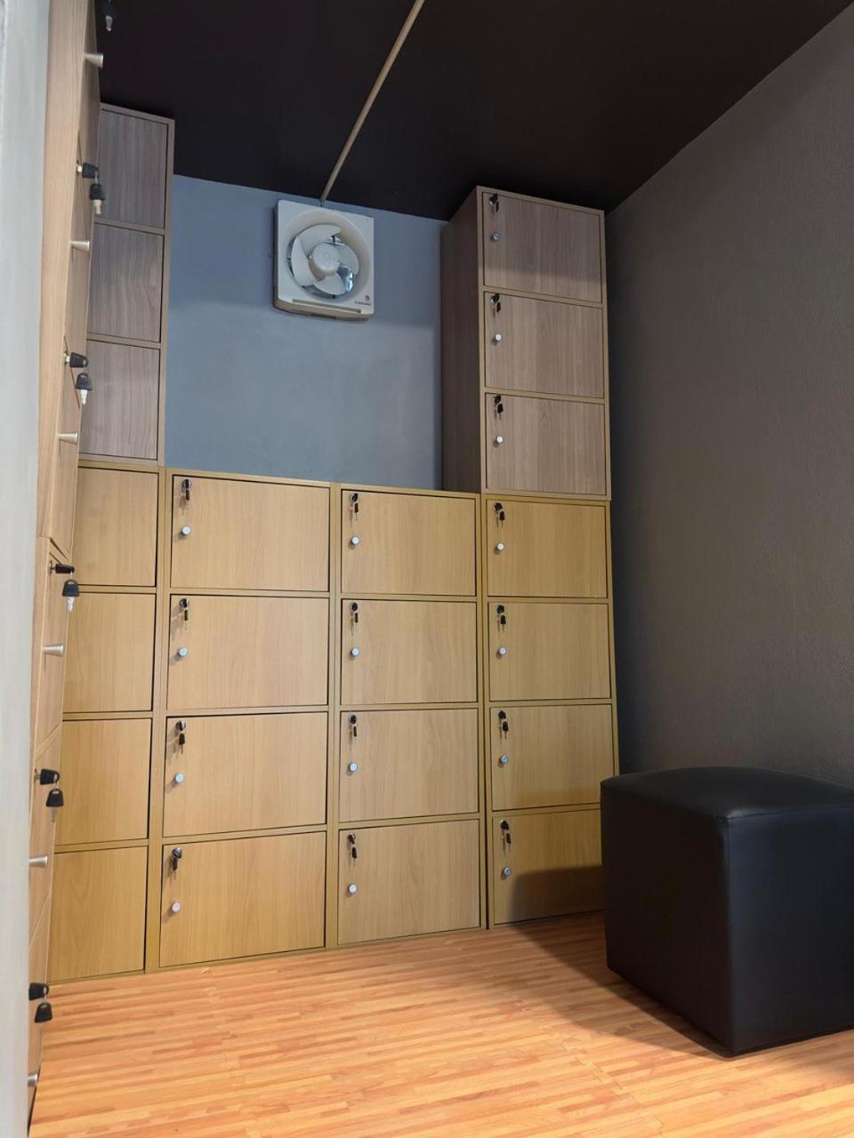 Champagne Hostel & Cafe 파타야 외부 사진
