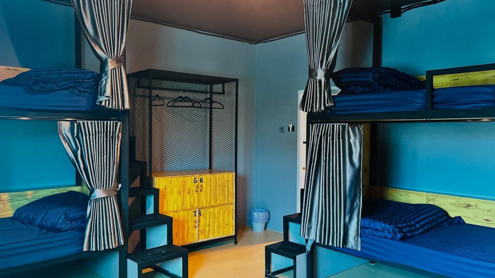 Champagne Hostel & Cafe 파타야 외부 사진